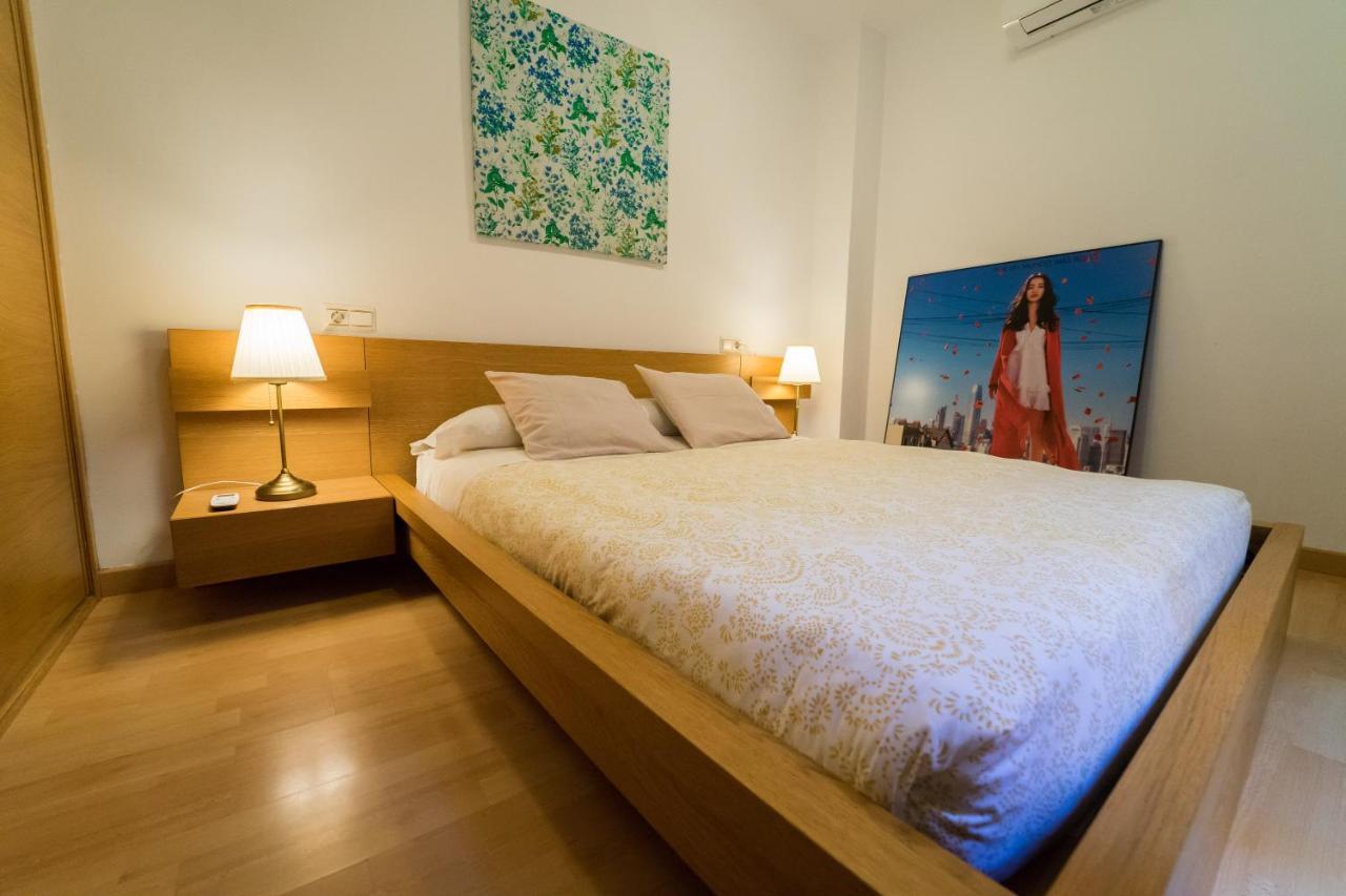 Two Rooms La Basilica Малага Екстериор снимка